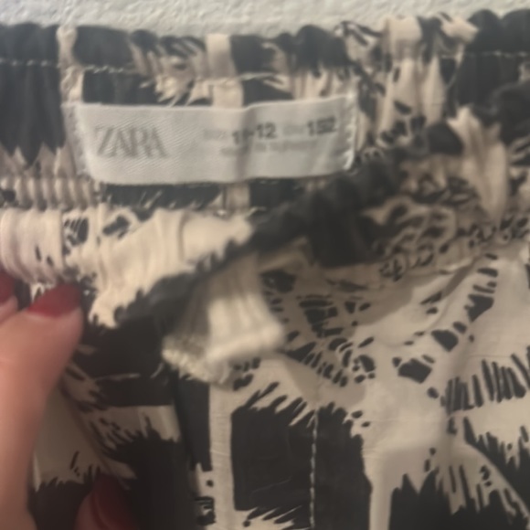 Zara linen shorts - Picture 2 of 2